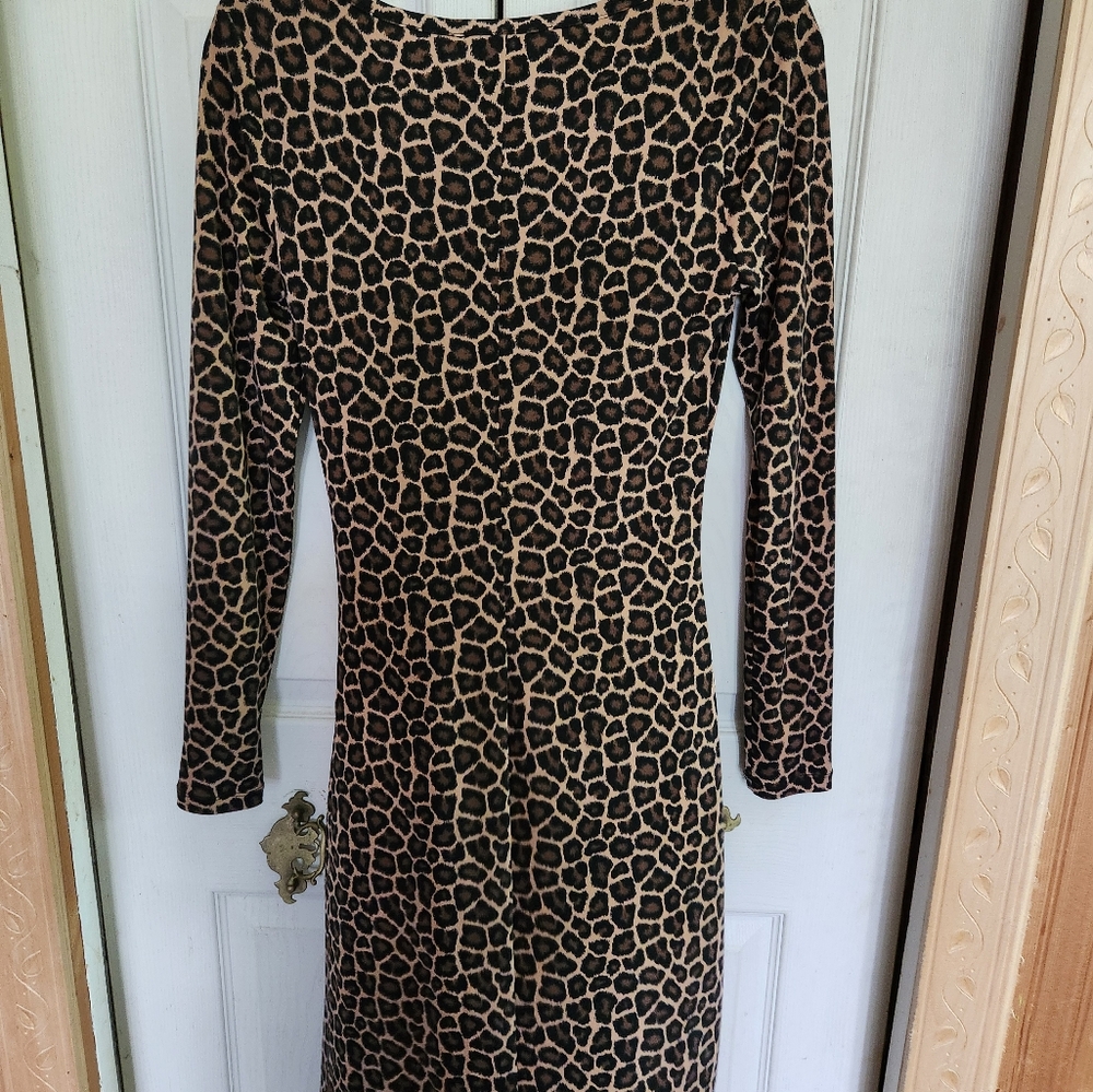 Michael Kors Leopard Print Long Sleeve Dress - Picture 10 of 10